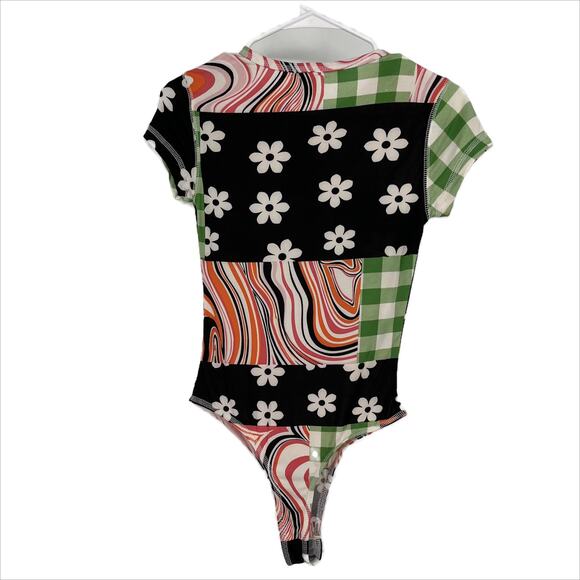 Rue 21 Short Sleeve Body Suit in Multi Color Abstract Print Size X-Small - Picture 5 of 9